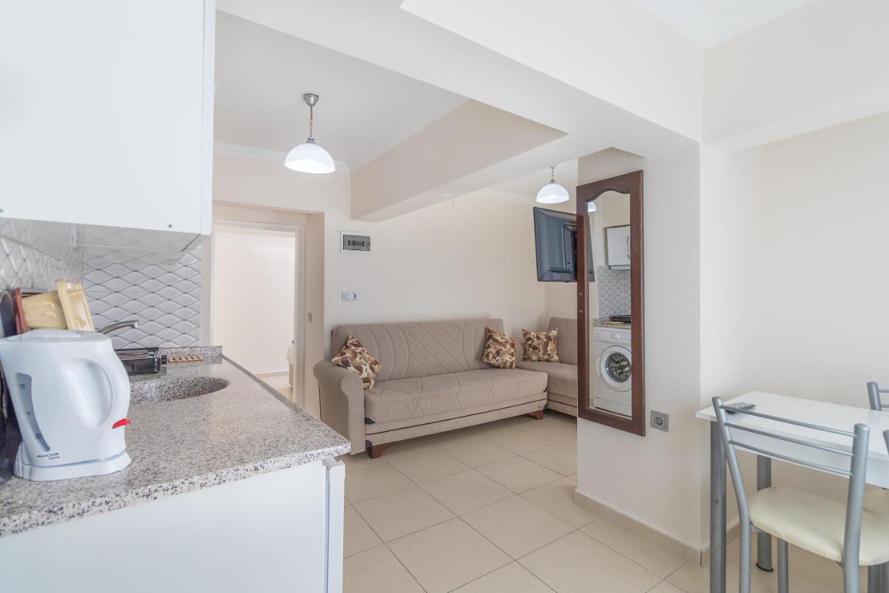Apartments Near To City Center And Beach 말마리스 외부 사진