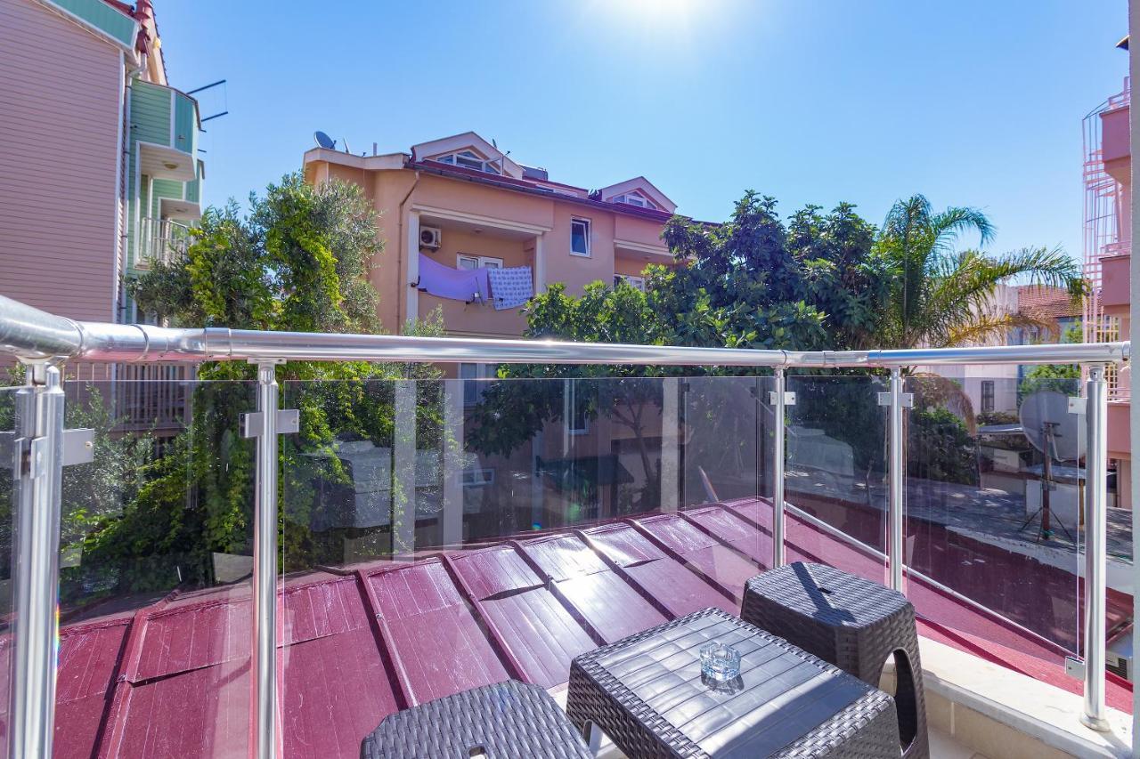 Apartments Near To City Center And Beach 말마리스 외부 사진