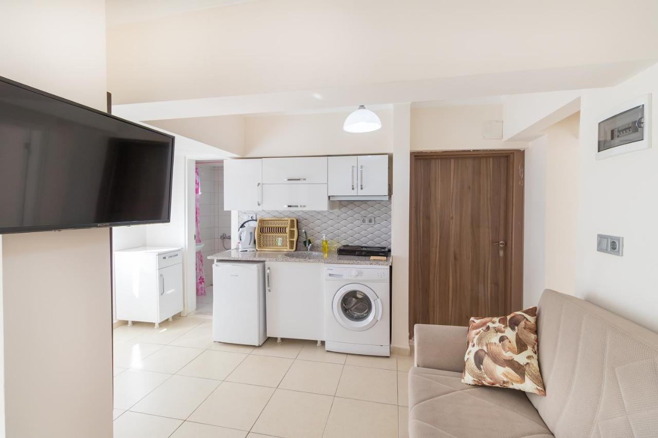 Apartments Near To City Center And Beach 말마리스 외부 사진